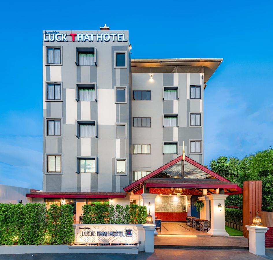 Luck Thai Hotel Чіангмай Екстер'єр фото