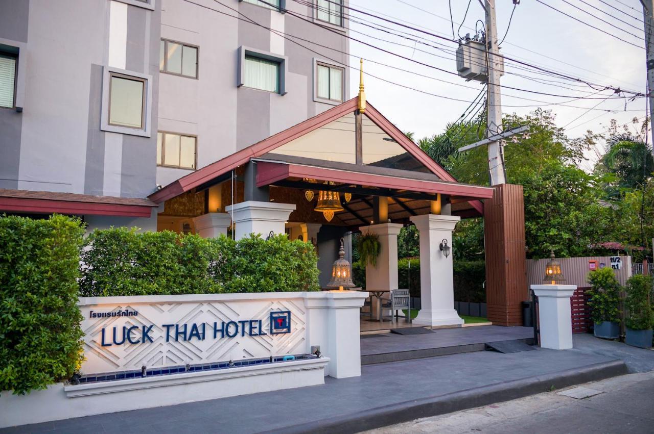 Luck Thai Hotel Чіангмай Екстер'єр фото